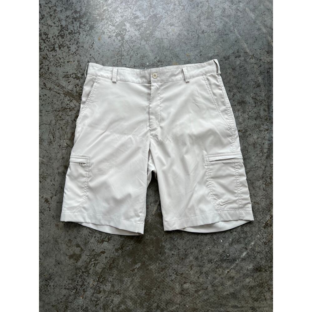 Nike Golf Dri-FIT Cargo Shorts Mens 32 Tan Beige Performance Flat Front Tech